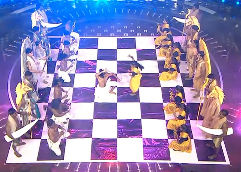 JALLIKATU TO CHESS -செஸ் ஒலிம்பியாட் நிறைவு விழாவில் தமிழர்களின் வீர விளையாட்டுக்கள் ! (PICTURES)