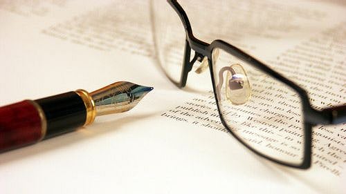 எழுத்தாளர் வாழ்க்கைக்கும் அவர்கள் எழுத்துக்கும் வித்தியாசம் இருக்குமா?.. இவர்களை புரிந்து கொள்வது எப்படி?