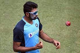 “அஷ்வின், உமேஷ் விக்கெட் மழை.. 227 ரன்னுக்கு சுருண்ட வங்கதேசம்” : கேப்டன் KL ராகுலின் கணக்கு பலிக்குமா?