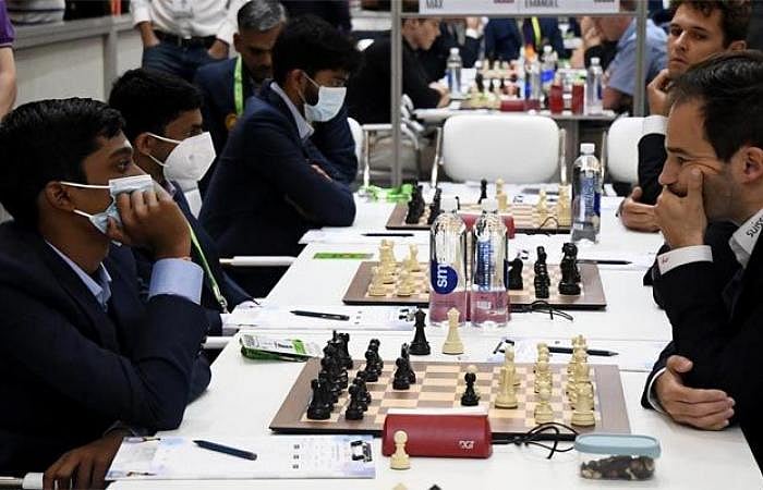 #CHESSOLYMPIAD : ஓபன் & மகளிர் பிரிவில் இந்திய அணி வெண்கலம் வென்று சாதனை !