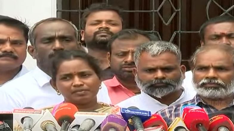 ’குற்றவாளிகள் யாரும் தப்பமுடியாது’.. முதலமைச்சர் உறுதியளித்தாக ஸ்ரீமதியின் பெற்றோர் பேட்டி!