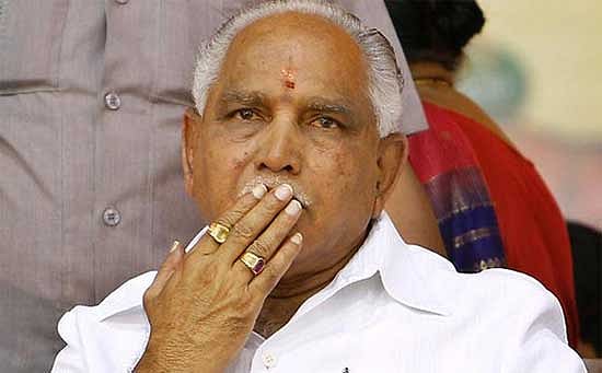 ஊழல் வழக்கில் சிக்கிய எடியூரப்பா மற்றும் குடும்பம்.. லோக் ஆயுக்தா வழக்கு பதிவு: விரைவில் கைது?