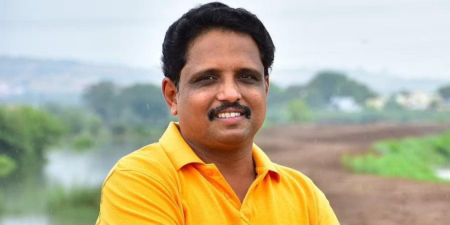 இந்தி திணிப்பு: "ரயில்வே வேலைவாய்ப்புகள் இந்தியாவுக்கானதா? ஹிந்தியாவுக்கானதா?"-  சு.வெங்கடேசன் MP ஆவேசம்!