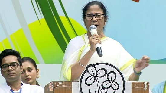 "பாஜக பேரணியில் துப்பாக்கிச் சூடு நடத்தியிருக்கலாம்.. ஆனால்" -மேற்குவங்க கலவரம் குறித்து மம்தா பேச்சு !