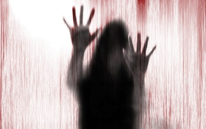 ஆன்லைனில் உணவு ஆர்டர் செய்த பெண்.. பாலியல் வன்கொடுமை செய்த ஜொமேட்டோ ஊழியர்.. மகாராஷ்டிராவில் அதிர்ச்சி !