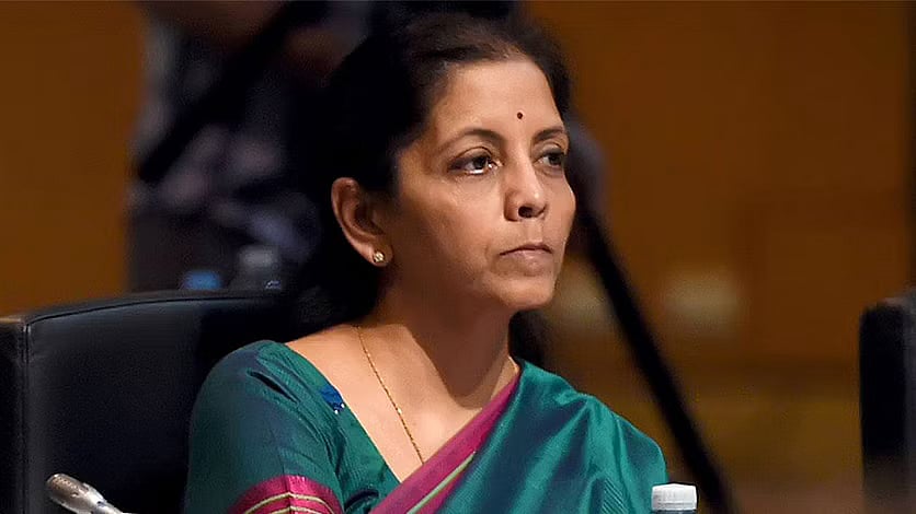 இந்தி தெரியவில்லை என்பதற்காக ஏன் பொய் சொல்ல வேண்டும்? -நிர்மலா சீத்தாராமனுக்கு சிலந்தி கட்டுரை கேள்வி !