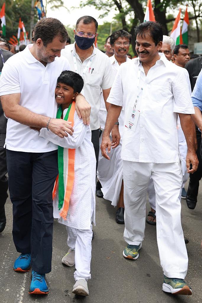 பா.ஜ.கவின் வெறுப்பரசியலை வேரறுக்க இந்திய ஒற்றுமைப் பயணத்தை தொடங்கி இருக்கும் ராகுல் காந்தி: முரசொலி!