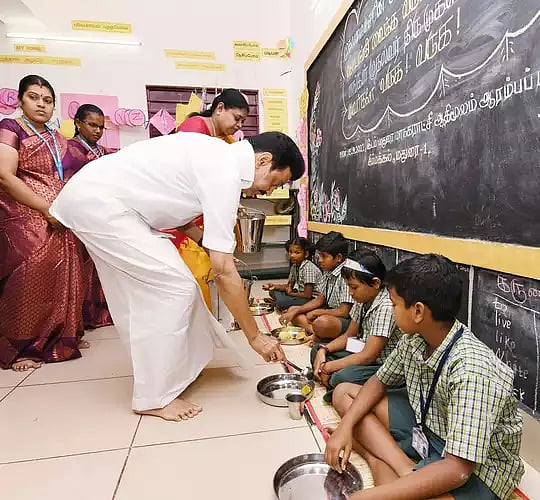 உலகிற்கே முன்னோடியாக திகழும் தமிழ்நாடு - முதல்வரின் காலை சிற்றுண்டி திட்டத்தை பின்பற்றும் அமெரிக்கா !