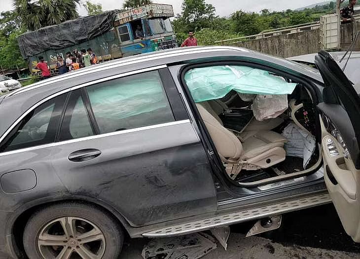 டாடா சன்ஸ் சைரஸ் மிஸ்த்ரி மரணம்.. விபத்துக்கு காரணம் மேம்பாலமா? விசாரணை ஆணையம் கூறுவது என்ன ?