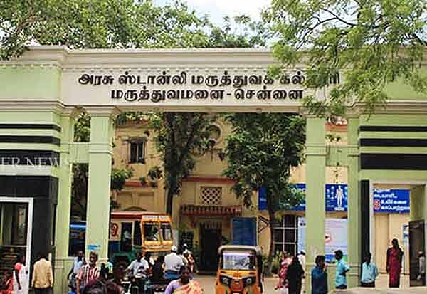 "இந்த அரசு மக்களுக்கானது என்பதை உணர அரசு மருத்துவமனைக்கு போய் பாருங்கள்.." - இணையத்தில் வைரலாகும் பதிவு !