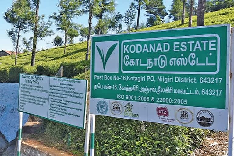 இதுதான் பழனிசாமியின் துரோக வரலாறு.. இதனால்தான் எந்த பதவியிலும் இல்லாமல் டம்மியாகக் கிடக்கிறார் !