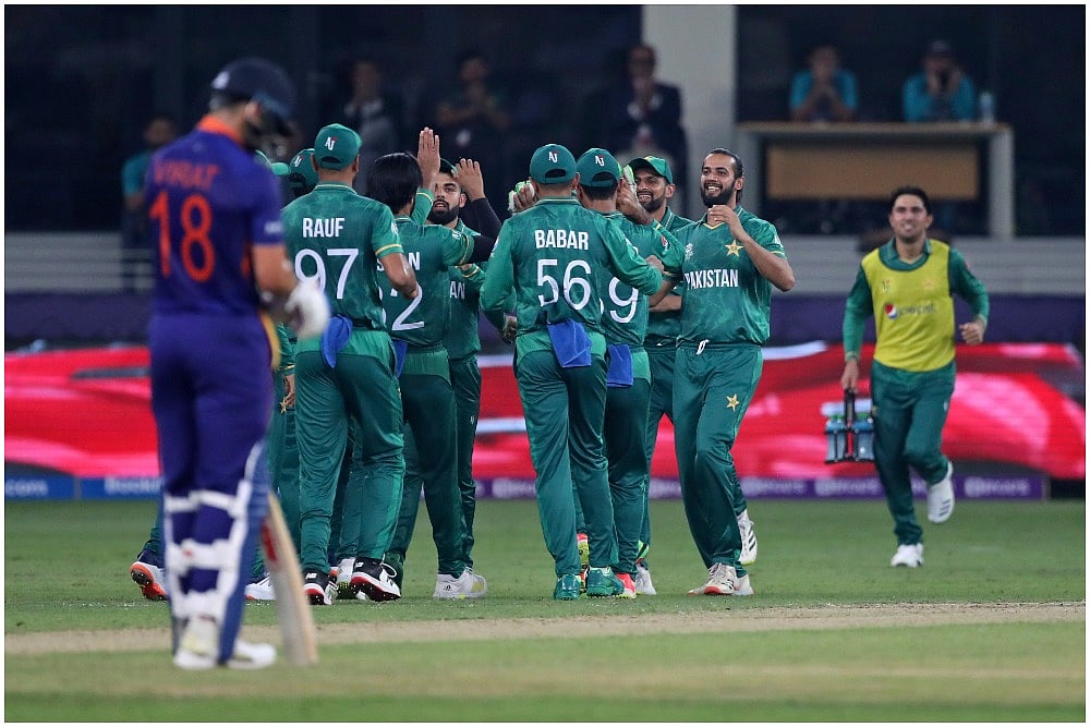 ஆசிய கோப்பையில் இந்திய அணியின் தோல்விக்கு காரணம் என்ன? வெளிவந்த ரசிகர்களின் கருத்து !