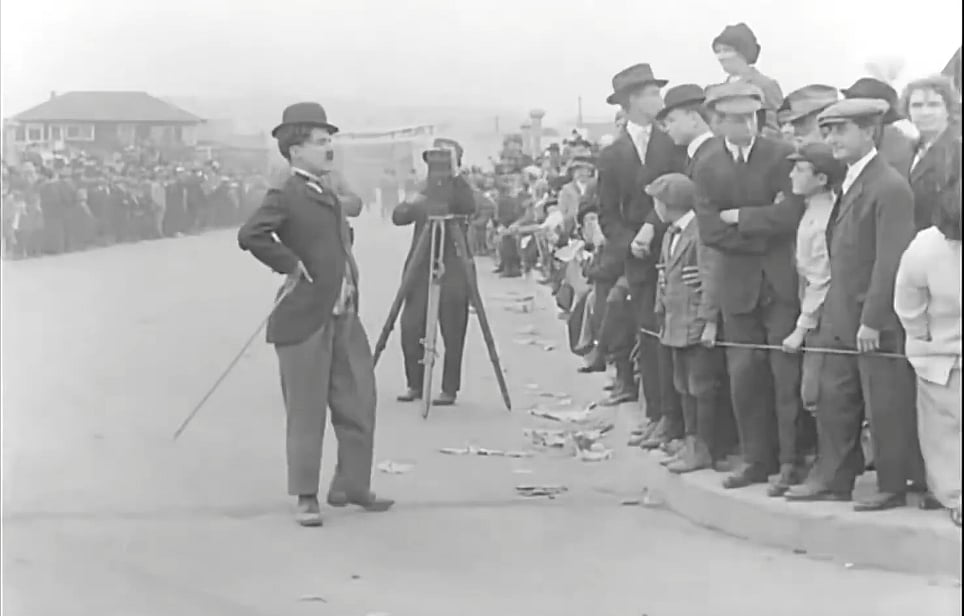 “கவன ஈர்ப்பை விரும்பும் நபர்களா நீங்கள்?” - ‘Attention Seeking’ கற்றுக் கொடுக்கும் பாடம் இதுதான்!