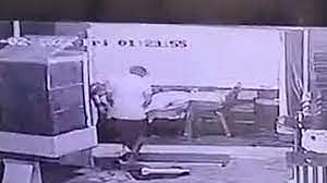 4 காவலாளிகள் கொடூர கொலை.. KGF படத்தை பார்த்து கேங்ஸ்டராக நினைத்த 19 வயது இளைஞன்: ம.பி-யில் பகீர் சம்பவம்!