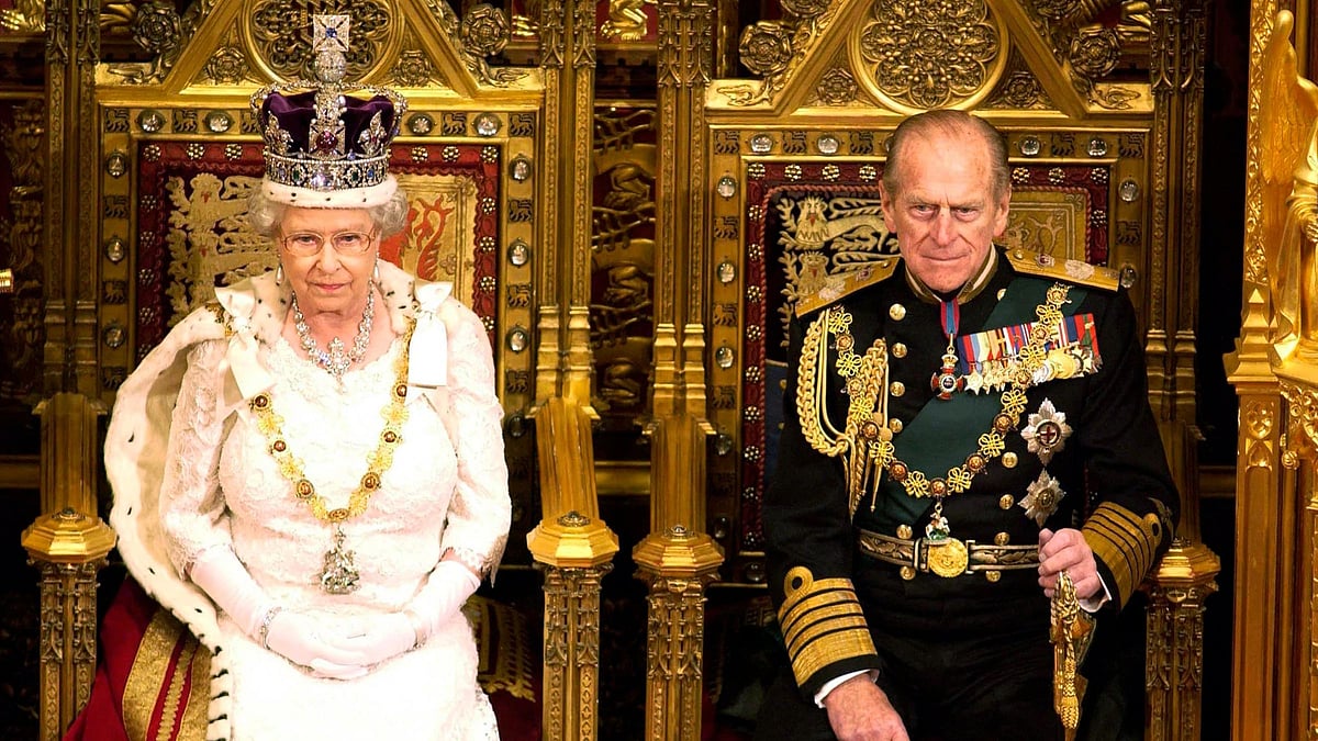 எலிசபெத் ராணியின் மறைவுக்காக ஒன்றரை வருடம் காத்திருந்த இளவரசர்.. கணவருடன் ராணியின் உடல் அடக்கம் ? 