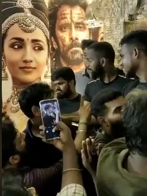 சுரேஷ் சந்திராவின் உதவியாளரை தாக்கிய பவுன்சர்கள்: "பொன்னியின் செல்வன்" இசை வெளியீட்டு விழாவில் பரபரப்பு!