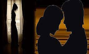 காதல் விவகாரம் : பெண் காவலரை கூலிப்படை ஏவி கொலை செய்த மற்றொரு பெண் காவலர்.. கர்நாடகாவில் அதிர்ச்சி !