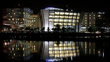 "எங்கள் நிறுவனத்தை வேறு இடத்துக்கு மாற்றுவோம்" - கர்நாடக முதல்வருக்கு  IT நிறுவனங்கள் எச்சரிக்கை ! 