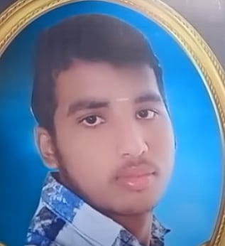 நீச்சல் தெரியாத நண்பனை ஏரியில் குளிக்க வற்புறுத்தியதால் நடந்த சோகம்: விபரீதத்தில் முடிந்த விளையாட்டு!