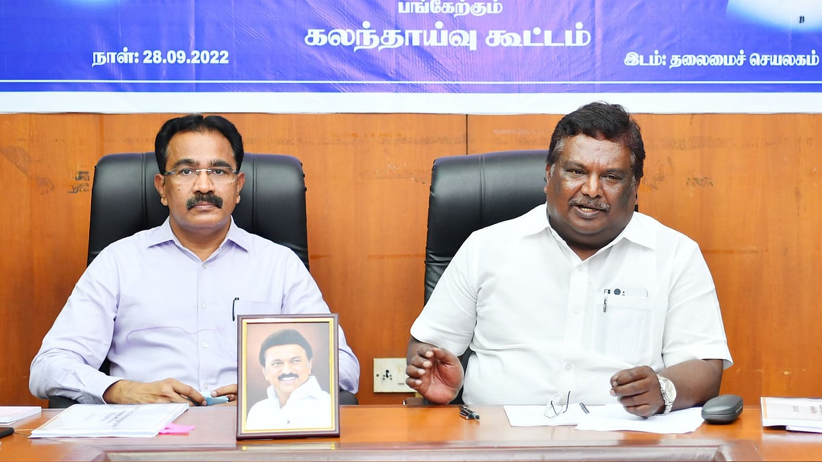 பயணிகளின் குறைகளை கேட்க Whatsapp Group; மகளிர் - மாணவர்களுக்கு சிறப்பு பேருந்து: அமைச்சர் அதிரடி உத்தரவு!
