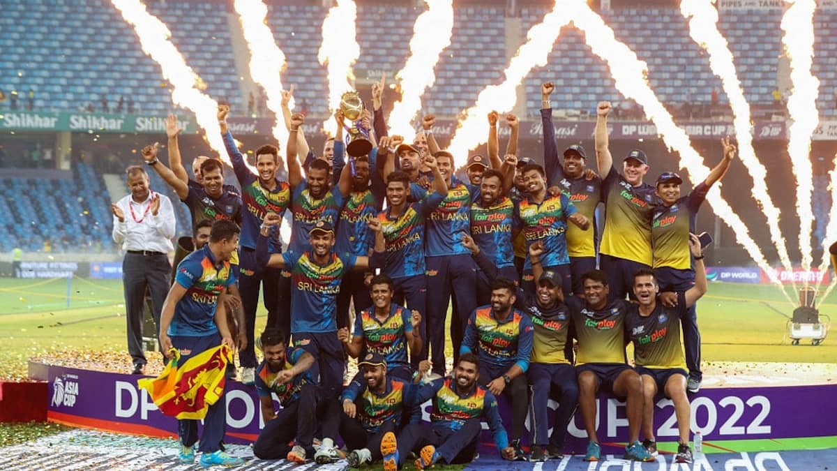 PAK vs SL இறுதி போட்டியில் இந்திய ரசிகர்களுக்கு அனுமதி மறுப்பு.. கொதித்தெழுந்த ரசிகர்கள்.. நடந்தது என்ன ?