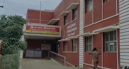 5 கோடி கேட்டு பள்ளிச் சிறுவன் கடத்தல்.. போலிஸார் நெருங்கியதால் கேரளாவில் இளைஞர் தற்கொலை: நடந்தது என்ன?