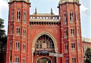 "முதல் உலகப் போரில் போர்க்கப்பலின் தாக்குதலையே தாங்கியது.." - உயர்நீதிமன்றத்தின் வரலாறை கூறிய முதலமைச்சர்