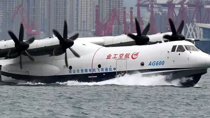 இனி நீரிலும் வானிலும் பயணிக்கலாம்.. சீனா உருவாக்கிய அட்டகாசமான விமானம் ! சிறப்பம்சம் என்ன ? 