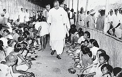 “பசியோடு வருபவர்களை பட்டினியாக வைத்து பாடம் சொல்லித் தரக்கூடாது..” - முதலமைச்சர் மு.க.ஸ்டாலின் உருக்கம் !