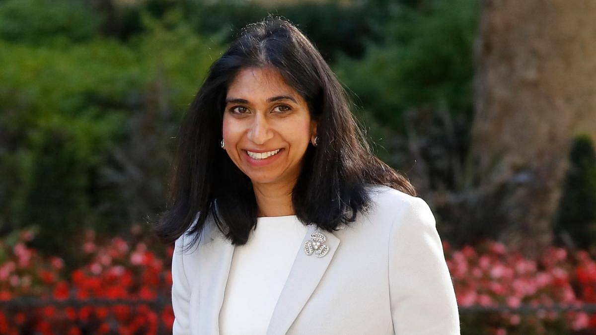 இங்கிலாந்து அமைச்சரவை அறிவிப்பு.. உள்துறை அமைச்சரான தமிழ் வம்சாவளி பெண் ! யார் இந்த சுயெல்லா ?