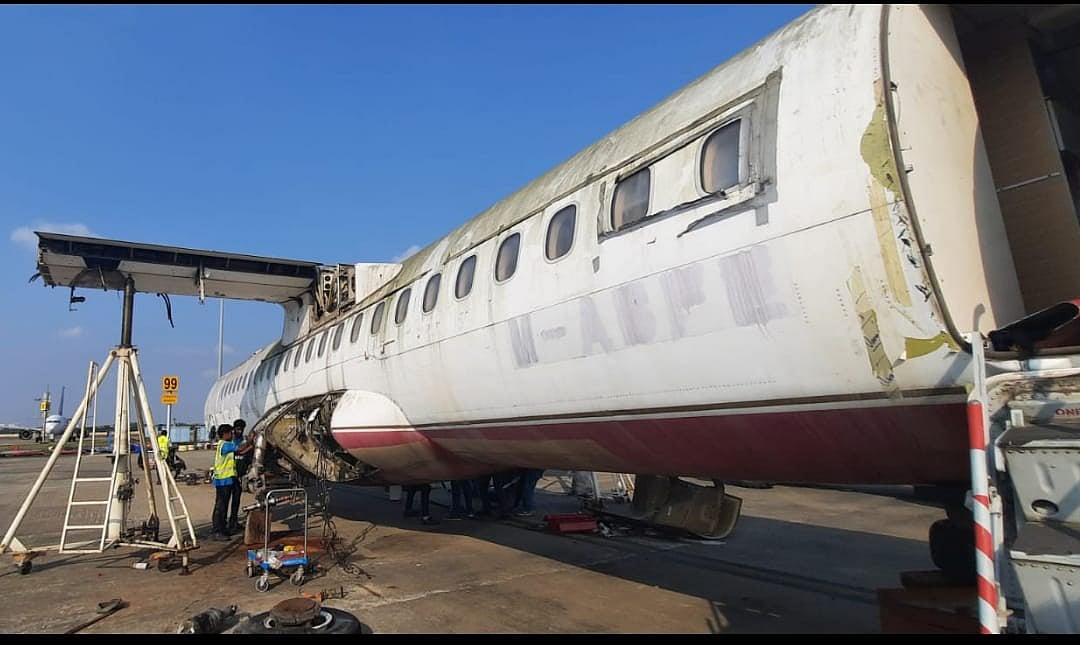 “சென்னை ஏர்போர்ட்டில் பல ஆண்டுகளாக நிறுத்தி வைக்கப்பட்ட விமானங்கள்” :  அதிரடி முடிவு எடுத்த அதிகாரிகள் !