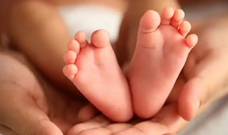 கர்ப்பிணியாக இருந்த போது விபத்து.. 7 மாதம் கோமாவில் உள்ள பெண்ணுக்கு சுகப்பிரசவத்தில் பிறந்த பெண் குழந்தை!