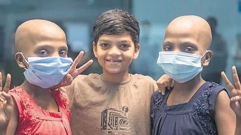 இதுவல்லவா சகோதர பாசம்.. Thalassemia நோயால் பாதிக்கப்பட்ட 2 சிறுமிகளின் உயிரை காப்பாற்றிய 9 வயது சகோதரன்!