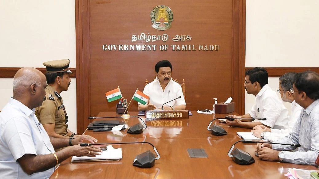 “கோவை சம்பவம்.. பன்னாட்டுத் தொடர்புகளும் இருக்க வாய்ப்பு” : விசாரணையை NIAக்கு மாற்ற முதலமைச்சர் உத்தரவு !