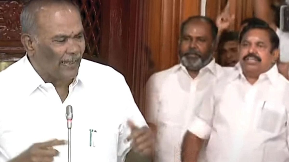 ’கலகம் செய்ய விடமாட்டேன்’.. அவையில் திட்டமிட்டு அமளி செய்த அ.தி.மு.க-வினரை எச்சரித்த சபாநாயகர்!