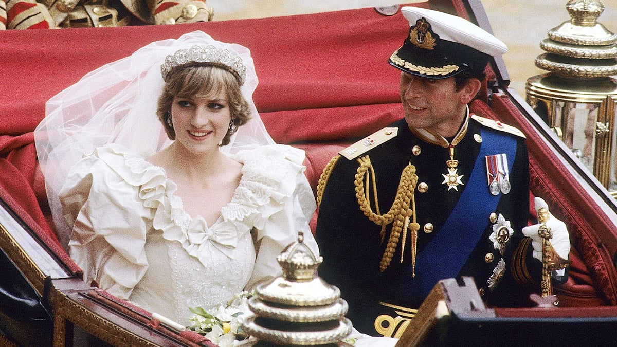 ஏலத்துக்கு வரும் 41 ஆண்டுகள் பழமையான கேக்.. இளவரசர் சார்லஸ்-டயானா திருமண கேக்கை பாதுகாத்த குடும்பம் ! 