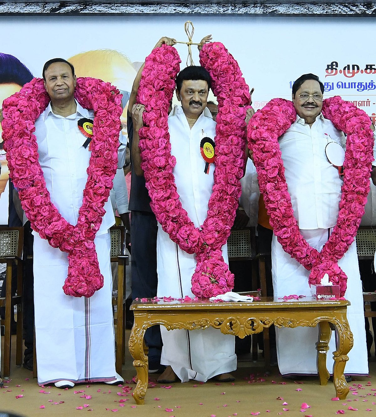 முதல்வர் நாற்காலியில் அமர்ந்திருக்கும் போது 2வது முறை தலைவராக பொறுப்பேற்ற மு.க.ஸ்டாலின்: முரசொலி வாழ்த்து