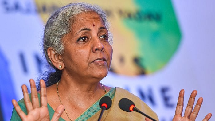 "இந்திய பொருளாதாரத்தை பாதாளத்துக்கு தள்ளிவிட்டு எந்த கூச்சமும் இல்லாமல் இருக்கும் BJP": முரசொலி தாக்கு!