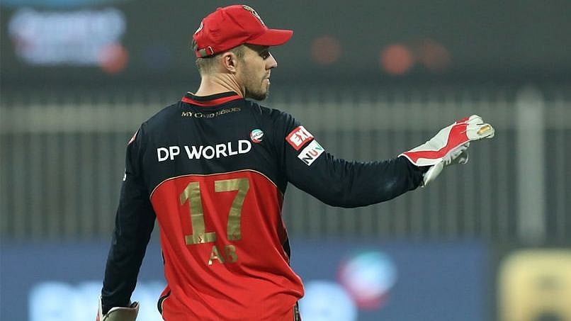 "இனிமேல் என்னால் கிரிக்கெட் விளையாட முடியாது":  ரசிகர்களுக்கு அதிர்ச்சி கொடுத்த ஏபி டி வில்லியர்ஸ்!