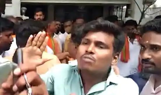 பாஜக அலுவலகத்தில் செய்தியாளர்களுக்கு மிரட்டல்.. பாஜக நிர்வாகிகள் செயலுக்கு பத்திரிகையாளர் சங்கம் கண்டனம்!