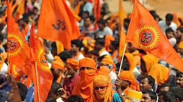 நாம் துப்பாக்கி எடுத்தால் டெல்லி போலிஸ் டீ கொடுத்து அதை அனுமதிக்கும் -இந்துத்துவ அமைப்பு சர்ச்சை கருத்து!