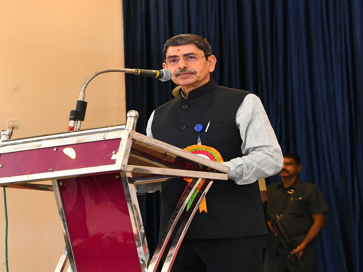 'எல்லை தாண்டி மூக்கை நுழைக்க வேண்டாம்'..  ஆளுநருக்கு எச்சரிக்கையல்ல நிலைமை விளக்கம்: சிலந்தி!