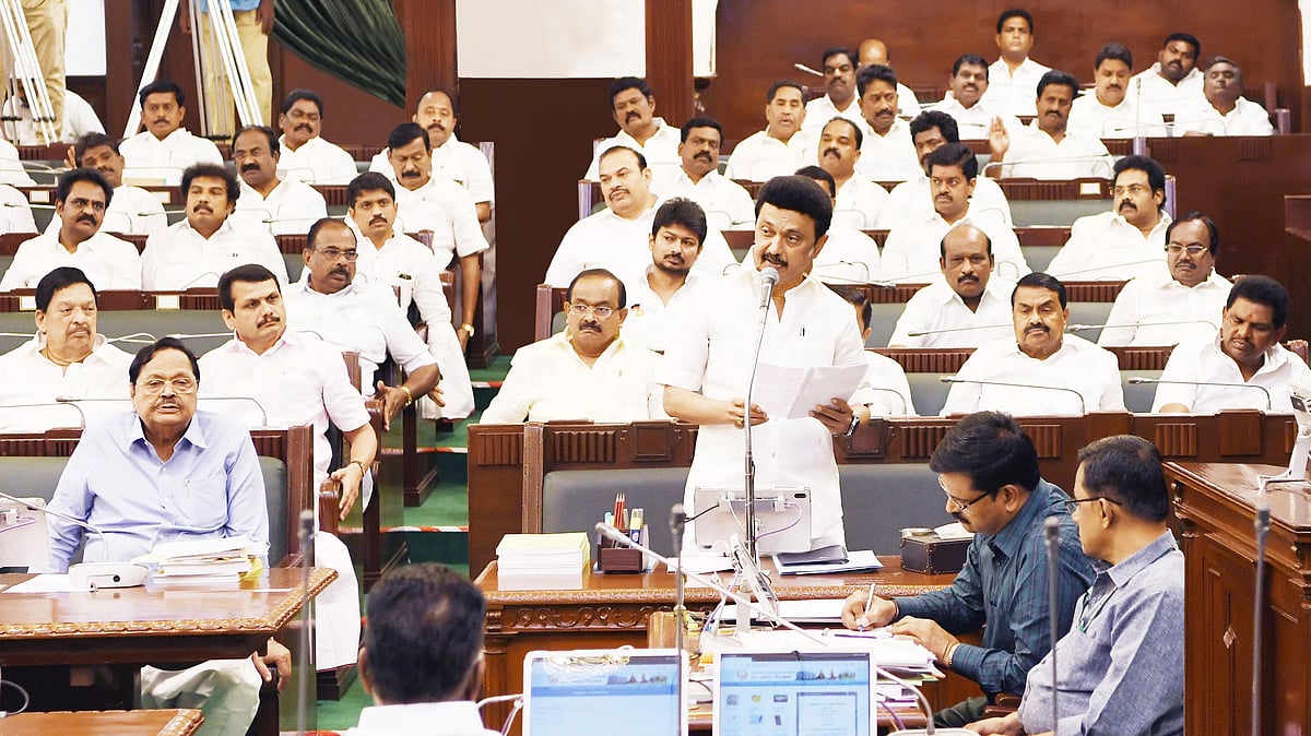 “மோடி அரசின் மாநில மொழி கபட வேடத்தை கிழித்தெறிந்த தமிழ்நாடு - முதல்வரின் மொழிப் போர் முழக்கம்” : முரசொலி!