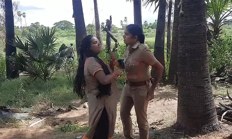 4 வயது மகளை மீட்க கைக்குழந்தையோடு ஆற்றில் குதித்த தாய்.. நீரில் மூழ்கிய குழந்தைகளுக்கு நேர்ந்த துயரம் !