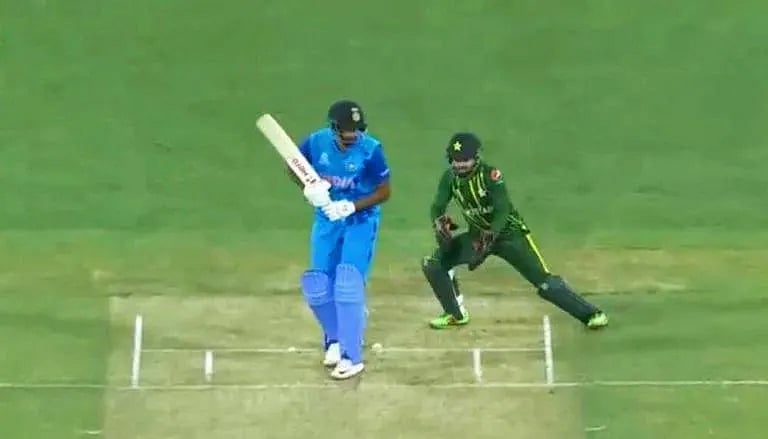 "இது நடந்திருந்தால் அப்போதே ஓய்வை அறிவித்திருப்பேன்" - பரபரப்பான நிமிடம் குறித்து விவரித்த அஸ்வின் !