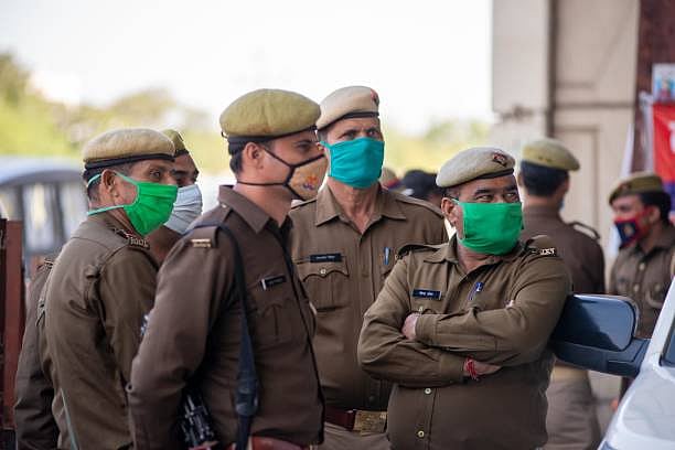 காதலியை கொன்று  புதைத்த காதலன்.. 2 ஆண்டுக்கு பின் எலும்புக்கூடாக உடல் மீட்பு: உ.பி-யில் பகீர் சம்பவம்!