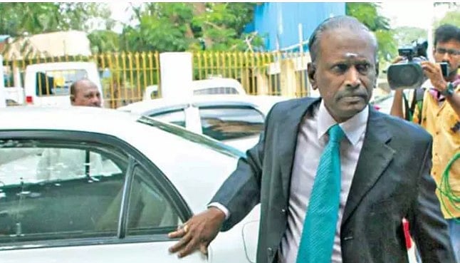 சசிகலாவே எல்லாத்துக்கும் காரணம்.. ஜெயலலிதா மரணம் குறித்து உண்மையை புட்டு புட்டு வைத்த ஆறுமுகசாமி ஆணையம் !