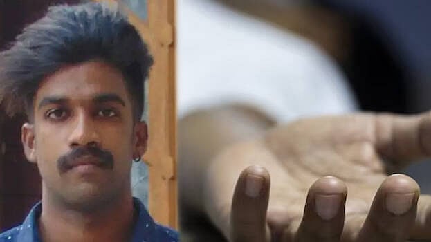 காதலி வீட்டில் கொடுத்த ஜூஸ்.. உள்ளுறுப்புகள் சேதமாகி உயிரிழந்த இளைஞர்.. கேரளத்தை உலுக்கிய படுகொலை !