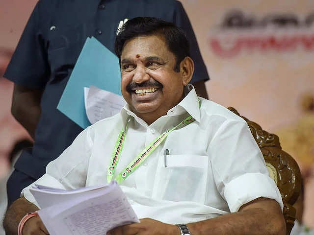 திமுக அரசின் சாதனைக்கும் 
இவருக்கும் ஏதாவது தொடர்பு உண்டா? வாய்க்கு வந்தபடி வடை சுடுகிறார் பழனிசாமி!