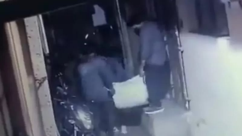 கோவை சம்பவம் : “கைது செய்யப்பட்டவர்கள் மீது UAPA சட்டத்தில் வழக்குப்பதிவு” - கோவை காவல் ஆணையர் விளக்கம்!